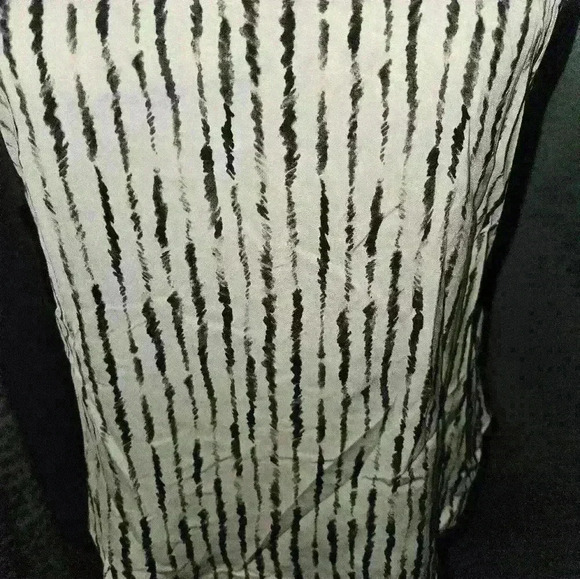 Cato Womans Blouse Size XS. - Picture 4 of 10